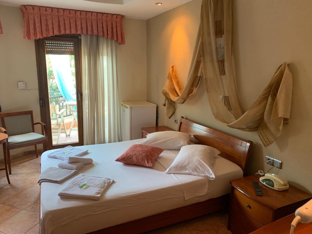 Giannis & Foteini Hotell Afytos Exteriör bild